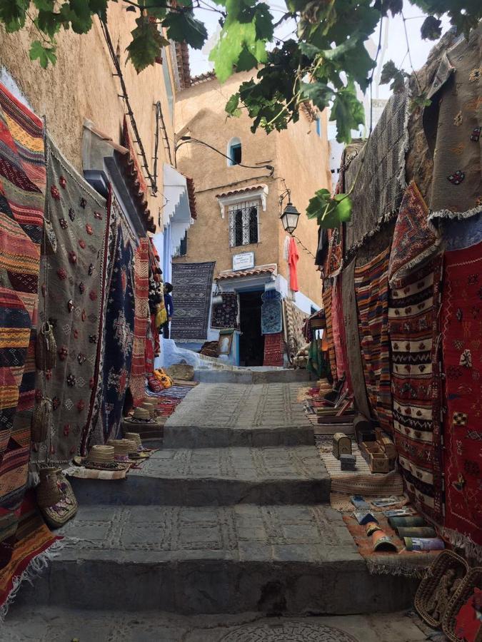Private Apartment Near To The Medina シェフシャウエン エクステリア 写真