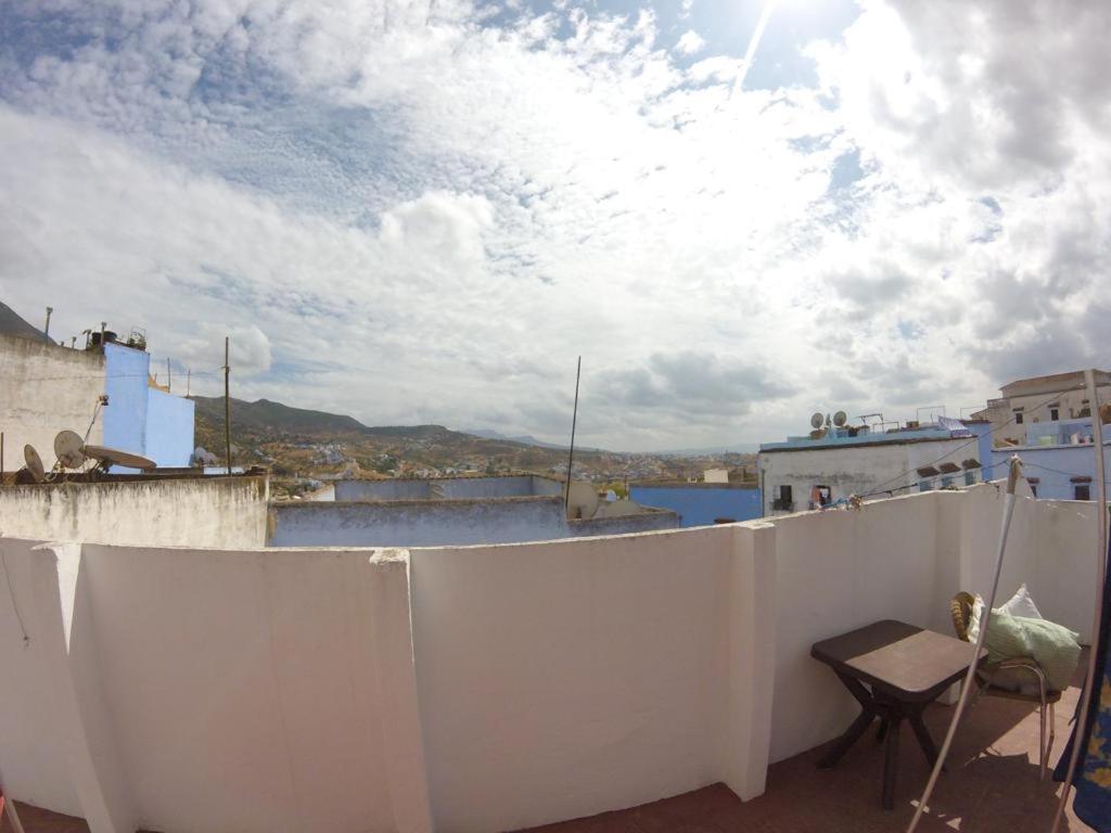 Private Apartment Near To The Medina シェフシャウエン エクステリア 写真